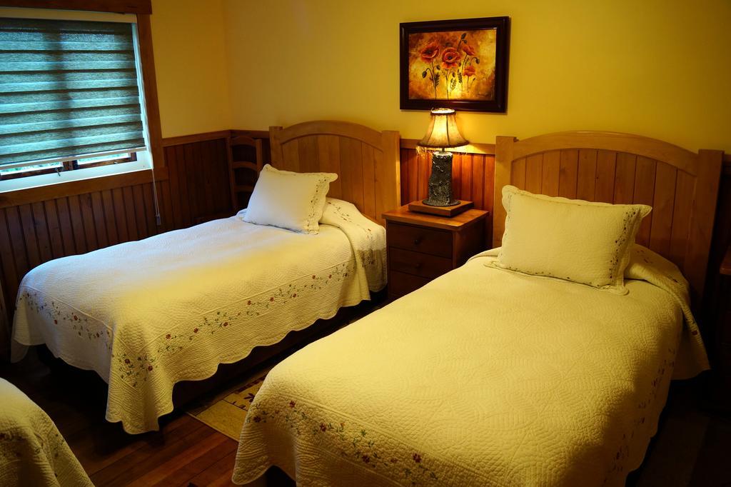 Tradicion Austral Bed & Breakfast Puerto Varas Szoba fotó