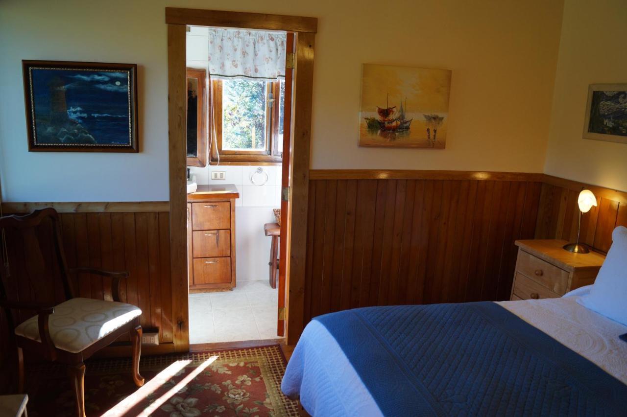 Tradicion Austral Bed & Breakfast Puerto Varas Kültér fotó